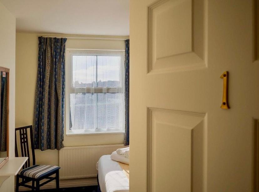 White Heather House Clifden Town Square 외부 사진