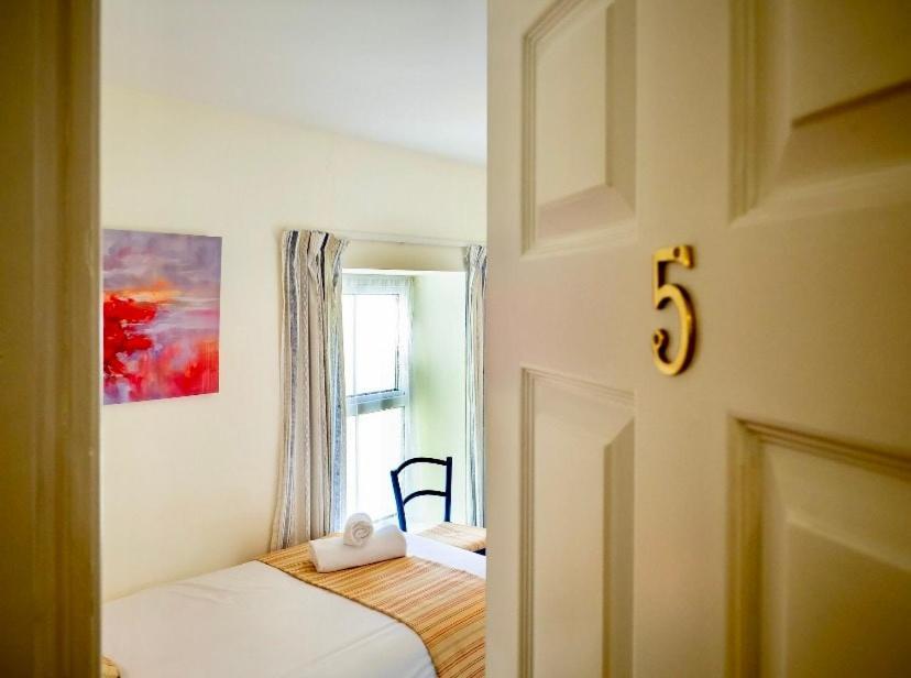 White Heather House Clifden Town Square 외부 사진