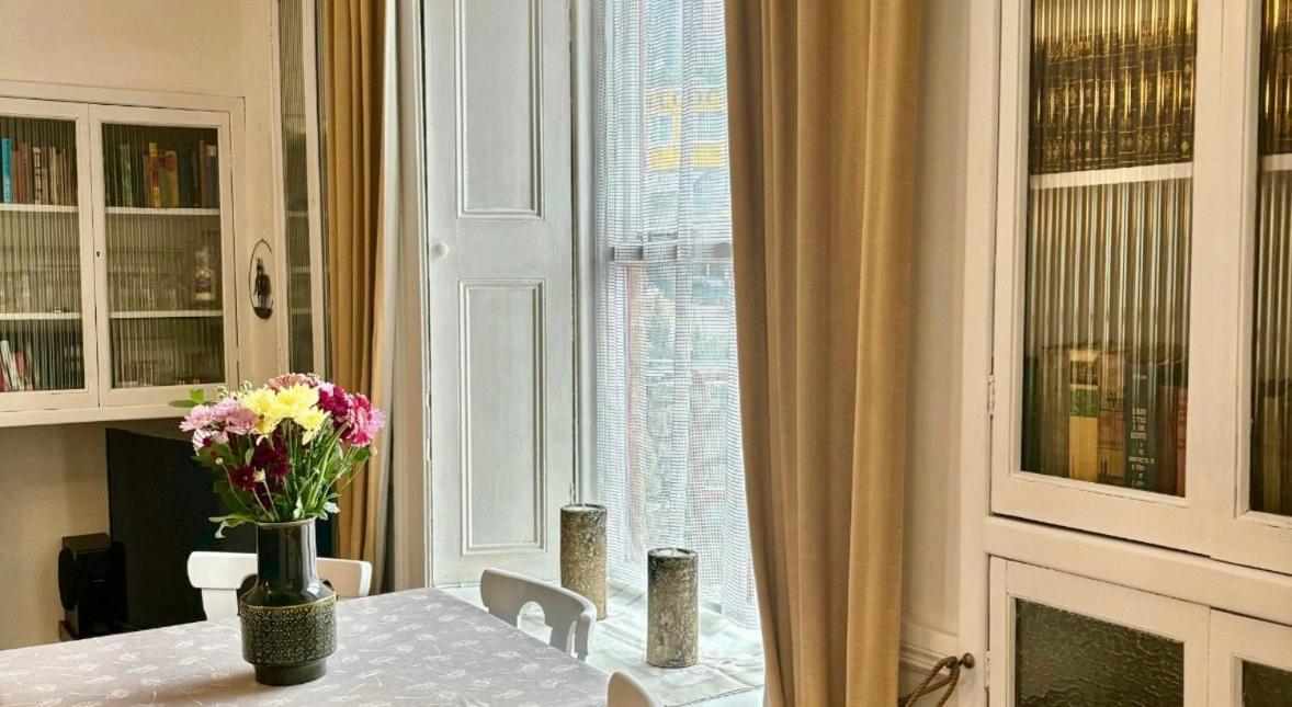 White Heather House Clifden Town Square 외부 사진
