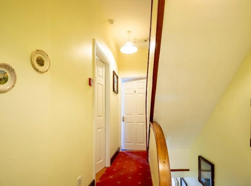 White Heather House Clifden Town Square 외부 사진